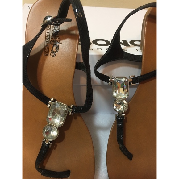 🔴SOLD Coach & Four Gemstone Sandals Size 8.5 - Picture 2 of 6